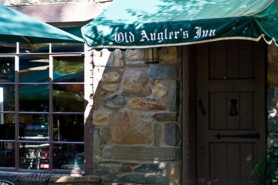front entrance view of the Old Angler's Inn restaurant 